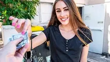 WaitressPOV – Mackenzie Mace – Pizza Hussie
